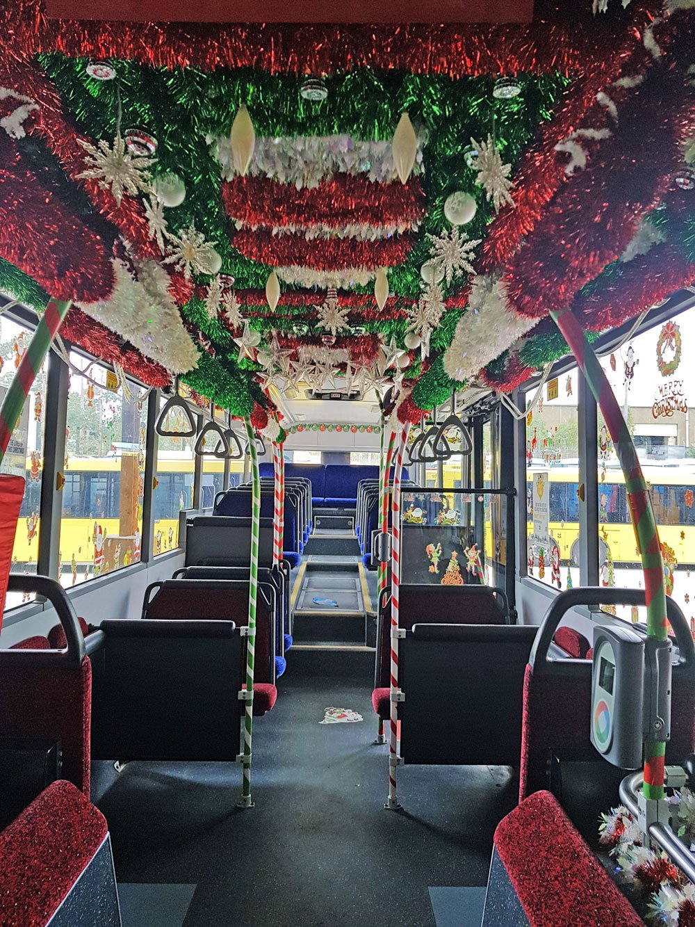 Christmas Bus 2